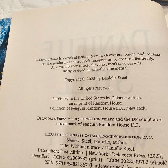 Danielle Steel Hardcover Book Lot - Amazing Grace Beauchamp Hall Without A Trace - Picture 8 of 14